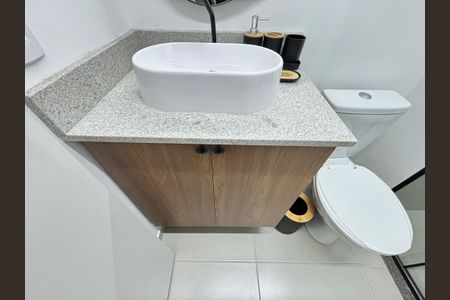 Apartamento para alugar com 30m², 1 quarto e sem vaga Apartamento para alugar com 30m², 1 quarto e sem vagaBanheiro da Suíte