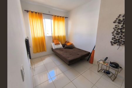 Sala de apartamento para alugar com 2 quartos, 50m² em Dona Zulmira, Uberlândia