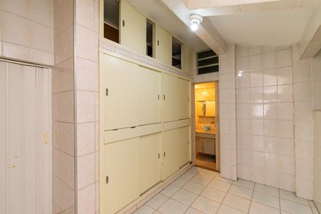 Casa para alugar com 110m², 2 quartos e sem vagaDespensa