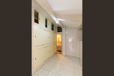 Casa para alugar com 110m², 2 quartos e sem vagaDespensa