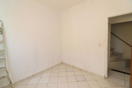 Casa para alugar com 120m², 2 quartos e sem vagaQuarto 1