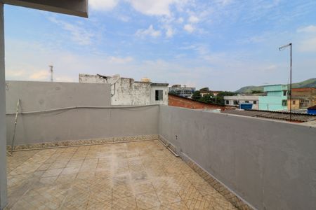 Casa para alugar com 120m², 2 quartos e sem vagaTerraço