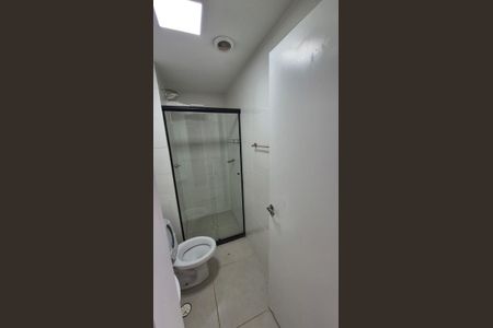 Banheiro de apartamento para alugar com 1 quarto, 24m² em Santo Amaro, São Paulo