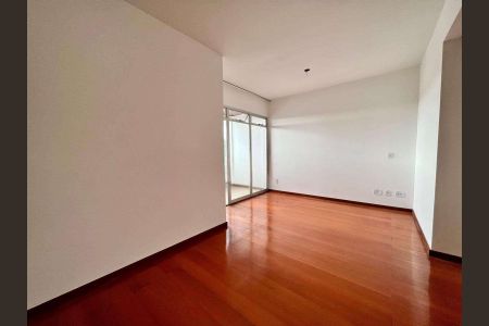 Sala de apartamento para alugar com 3 quartos, 90m² em Estoril, Belo Horizonte