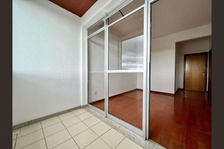 Apartamento para alugar com 90m², 3 quartos e 2 vagasÁrea externa