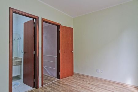Casa para alugar com 150m², 2 quartos e 2 vagasSuíte 2