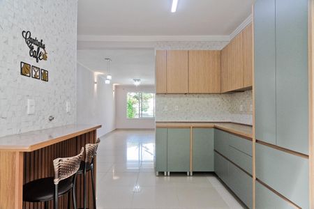 Casa para alugar com 150m², 2 quartos e 2 vagasCozinha