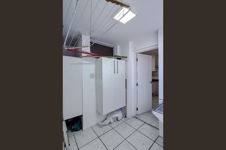 Apartamento à venda com 123m², 3 quartos e 1 vagaÁrea de Serviço