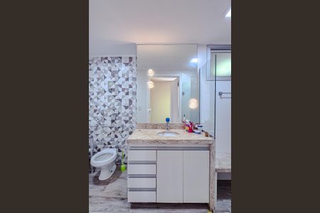 Apartamento à venda com 123m², 3 quartos e 1 vagaBanheiro da Suíte