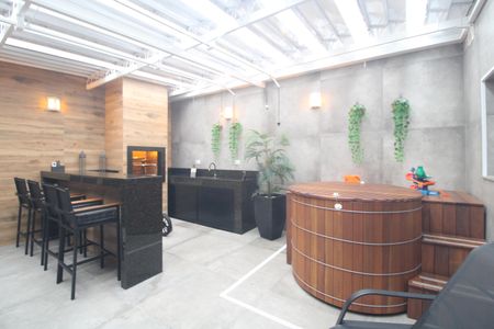 Área comum de casa de condomínio à venda com 4 quartos, 215m² em Interlagos, São Paulo