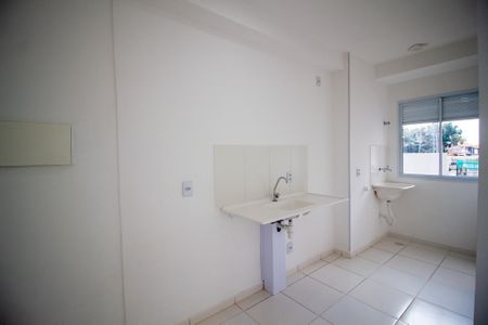 Apartamento para alugar com 42m², 2 quartos e 1 vagaCozinha 