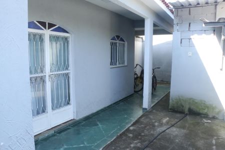 Casa para alugar com 100m², 3 quartos e 4 vagasVaranda