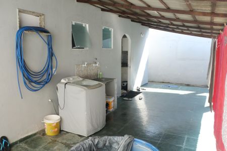 Casa para alugar com 100m², 3 quartos e 4 vagasÁrea de Serviço