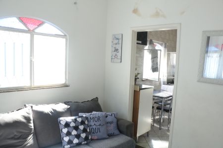 Casa para alugar com 100m², 3 quartos e 4 vagassala