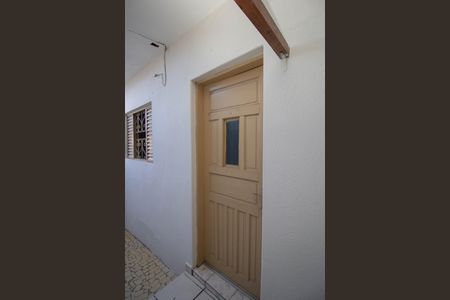Casa para alugar com 25m², 1 quarto e sem vaga Casa para alugar com 25m², 1 quarto e sem vagaQuintal