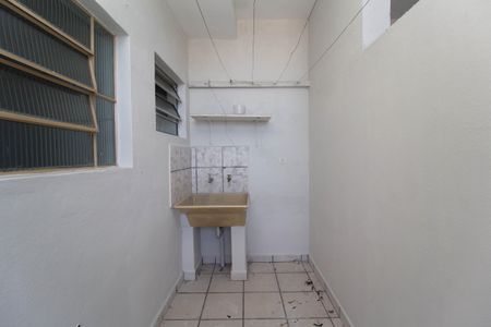 Casa para alugar com 25m², 1 quarto e sem vaga Casa para alugar com 25m², 1 quarto e sem vagaÁrea de Serviço