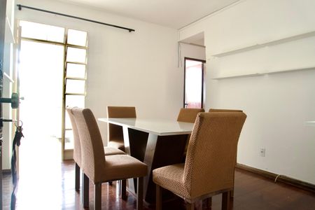 Sala de apartamento para alugar com 3 quartos, 80m² em Barro Preto, Belo Horizonte