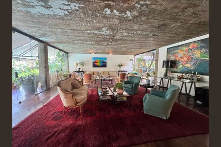 Casa à venda com 875m², 4 quartos e 4 vagasSala de vIsita 