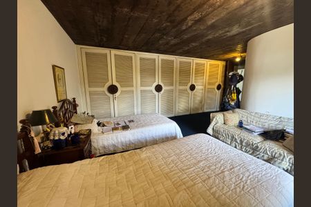 Casa à venda com 875m², 4 quartos e 4 vagasSuite Master 