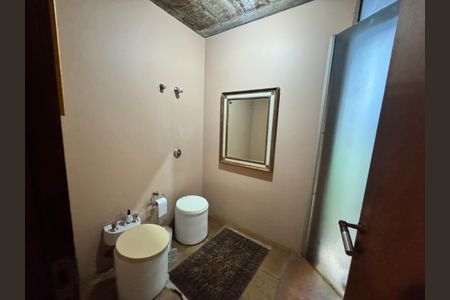 Casa à venda com 875m², 4 quartos e 4 vagasLavabo 