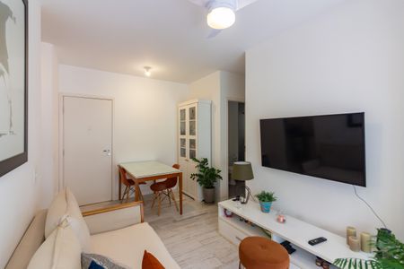 Sala  de apartamento para alugar com 2 quartos, 62m² em Continental, Osasco