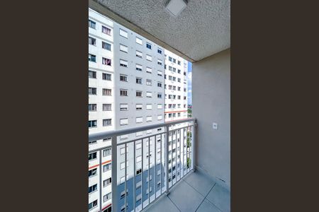 Varanda de apartamento para alugar com 1 quarto, 28m² em Guaiauna, São Paulo