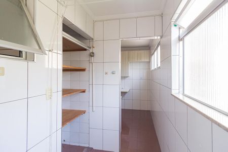 Apartamento para alugar com 60m², 3 quartos e 1 vagaÁrea de serviço