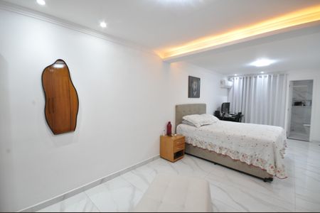 Quarto Suíte de casa de condomínio para alugar com 2 quartos, 90m² em Vila Fidalgo, São Paulo