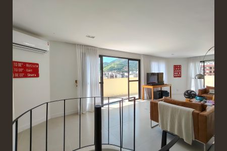 Apartamento à venda com 200m², 4 quartos e 2 vagasSala