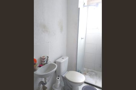 Banheiro de apartamento à venda com 2 quartos, 41m² em Jardim Boa Vista (zona Oeste), Osasco