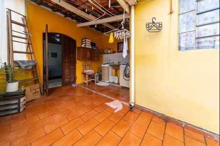 Casa à venda com 350m², 3 quartos e 2 vagas Casa à venda com 350m², 3 quartos e 2 vagasVaranda de Serviço