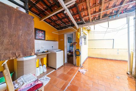 Casa à venda com 350m², 3 quartos e 2 vagas Casa à venda com 350m², 3 quartos e 2 vagasVaranda de Serviço