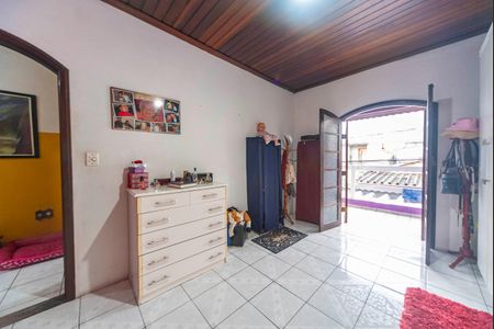 Casa à venda com 350m², 3 quartos e 2 vagas Casa à venda com 350m², 3 quartos e 2 vagasQuarto 2