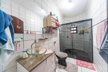 Casa à venda com 350m², 3 quartos e 2 vagas Casa à venda com 350m², 3 quartos e 2 vagasBanheiro Social