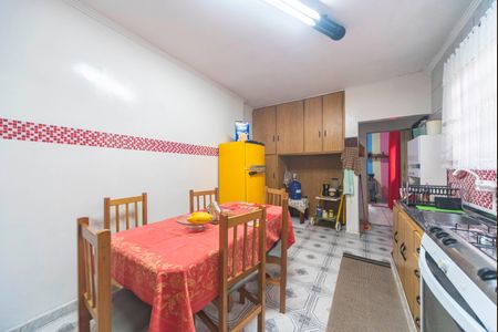 Casa à venda com 350m², 3 quartos e 2 vagas Casa à venda com 350m², 3 quartos e 2 vagasCozinha