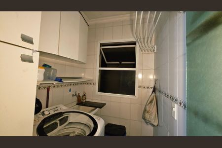 Apartamento à venda com 72m², 2 quartos e 1 vaga Apartamento à venda com 72m², 2 quartos e 1 vagaCozinha e Área de Serviço