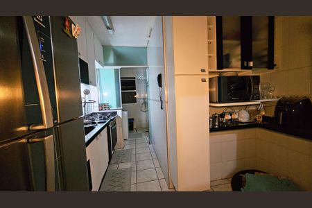Apartamento à venda com 72m², 2 quartos e 1 vaga Apartamento à venda com 72m², 2 quartos e 1 vagaCozinha e Área de Serviço
