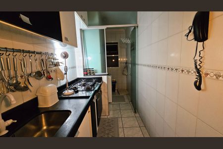 Apartamento à venda com 72m², 2 quartos e 1 vaga Apartamento à venda com 72m², 2 quartos e 1 vagaCozinha e Área de Serviço