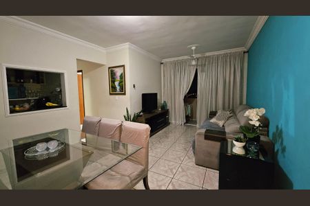 Apartamento à venda com 72m², 2 quartos e 1 vaga Apartamento à venda com 72m², 2 quartos e 1 vagaSala