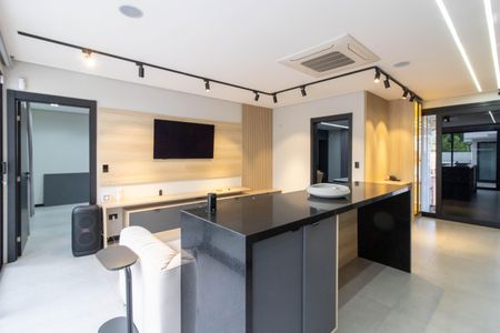 Sala de casa para alugar com 2 quartos, 136m² em Jardim Santa Maria, Guarulhos