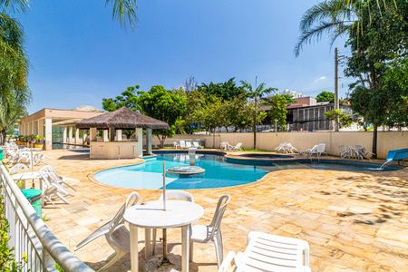 Apartamento para alugar com 78m², 2 quartos e 2 vagasÁrea comum - Piscina