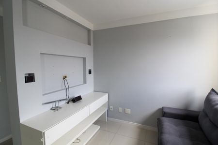 Apartamento para alugar com 78m², 2 quartos e 2 vagasSala