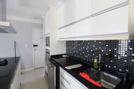 Cozinha de apartamento para alugar com 2 quartos, 78m² em Jaguaré, São Paulo