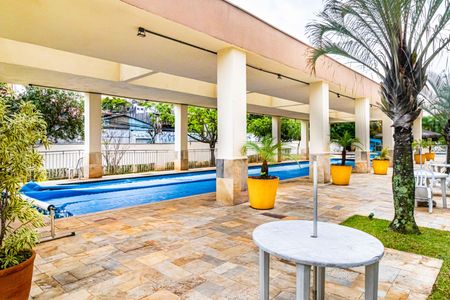 Apartamento para alugar com 78m², 2 quartos e 2 vagasÁrea comum - Piscina