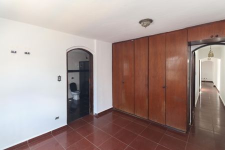 Casa para alugar com 125m², 3 quartos e 2 vagas Casa para alugar com 125m², 3 quartos e 2 vagasSuíte