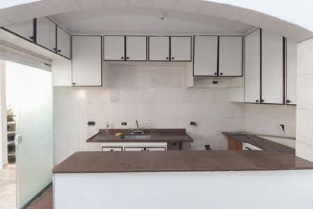 Casa para alugar com 125m², 3 quartos e 2 vagas Casa para alugar com 125m², 3 quartos e 2 vagasCozinha