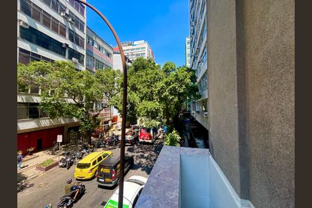 Apartamento à venda com 80m², 2 quartos e sem vaga Apartamento à venda com 80m², 2 quartos e sem vagaVaranda da sala - vista