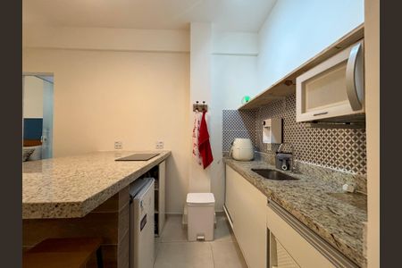 Apartamento à venda com 80m², 2 quartos e sem vaga Apartamento à venda com 80m², 2 quartos e sem vagaCozinha americana 1