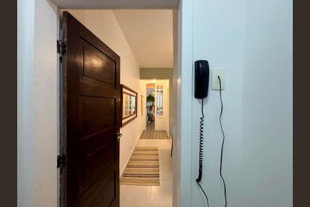 Apartamento à venda com 80m², 2 quartos e sem vaga Apartamento à venda com 80m², 2 quartos e sem vagaHall de entrada