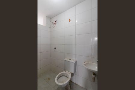 Banheiro de apartamento para alugar com 1 quarto, 45m² em Parque Continental I, Guarulhos